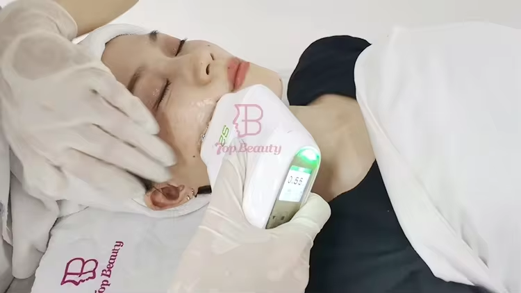 2 in 1 7D hifu RF フェイスリフトマシン hifu フェイスおよびボディタイトニングマシン